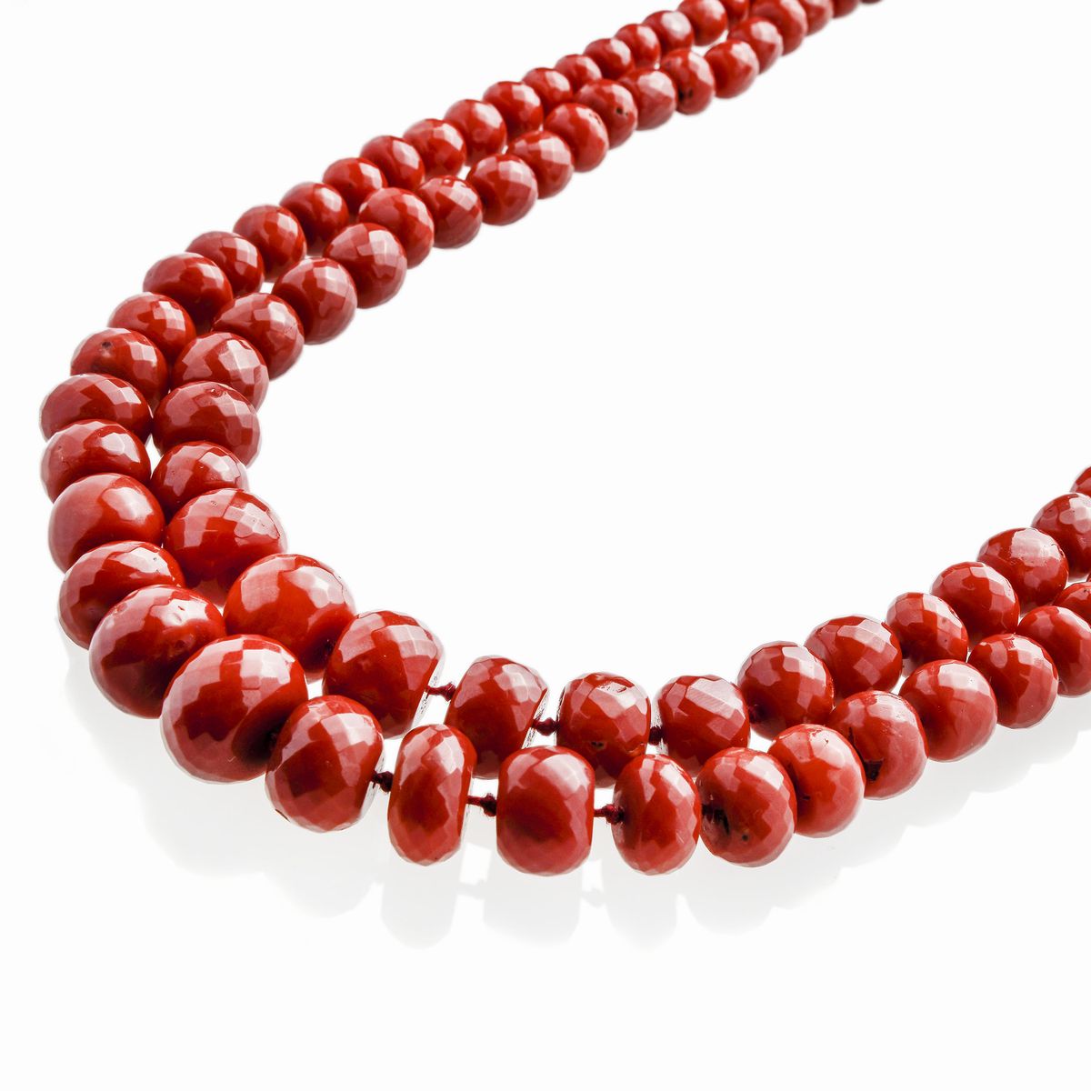 Lunga Collana in Corallo Rosso Aka e Oro Giallo