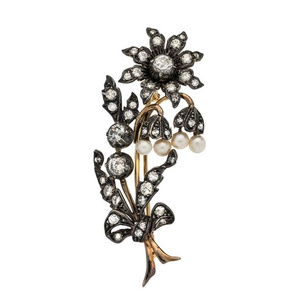 Floral brooch in gold, silver, diamonds and pearls  - Auction Antique Jewellery and Modern  - Curio - Casa d'aste in Firenze