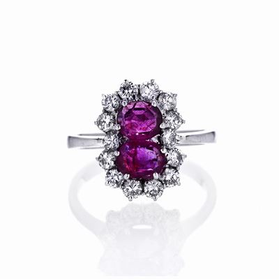Anello in Oro Bianco, Diamanti e Rubini