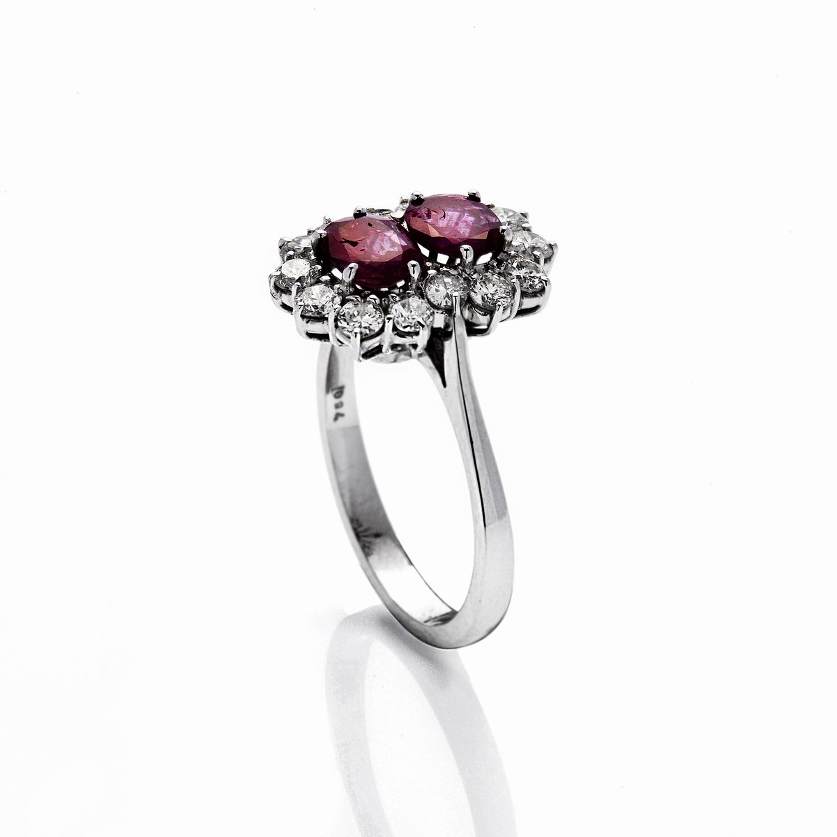 Anello in Oro Bianco, Diamanti e Rubini