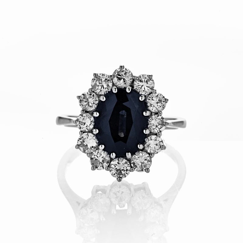 Anello a Margherita in Oro Bianco, Diamanti e Zaffiro