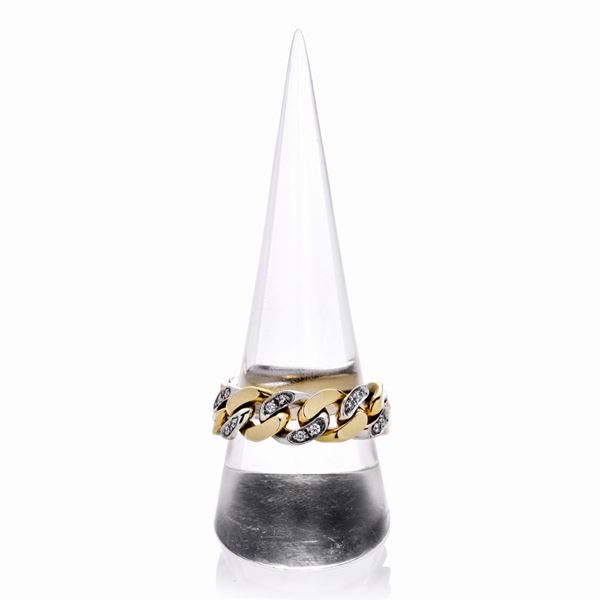 Ring in yellow gold, white gold and diamonds