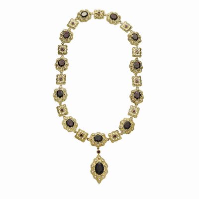 Importante Collier in Oro Giallo, Diamanti, Rubini e Granati