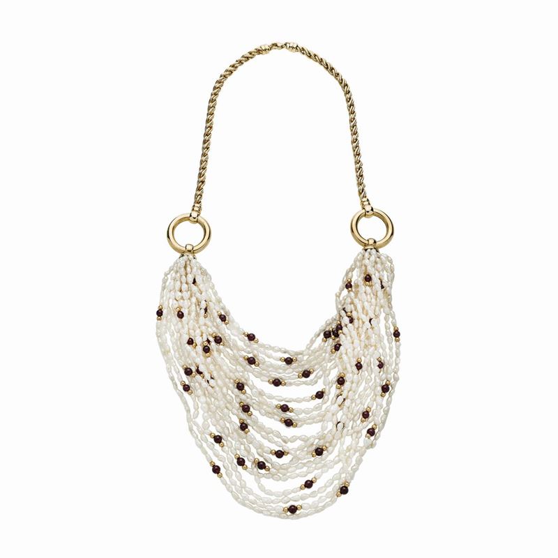 Collana in Oro Giallo, Perle di Fiume e Granati