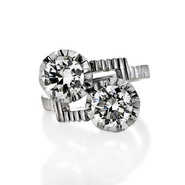 Ring contrariè in white gold and diamonds