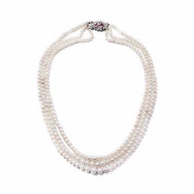 Girocollo con Due Fili di Perle Naturali, Platino, Diamanti e Rubini