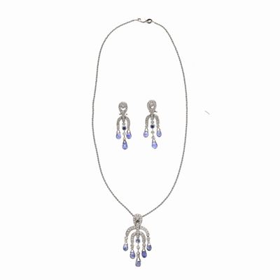 Paio di Orecchini e Pendente in Oro Bianco, Diamanti e Tanzanite