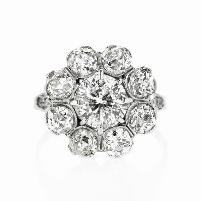 Anello Fiore in Oro Giallo e Diamanti
