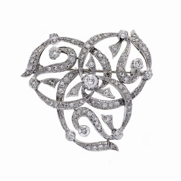 Spilla in oro bianco e diamanti  - Asta Asta di Gioielli Antichi, Moderni e Orologi - Curio - Casa d'aste in Firenze