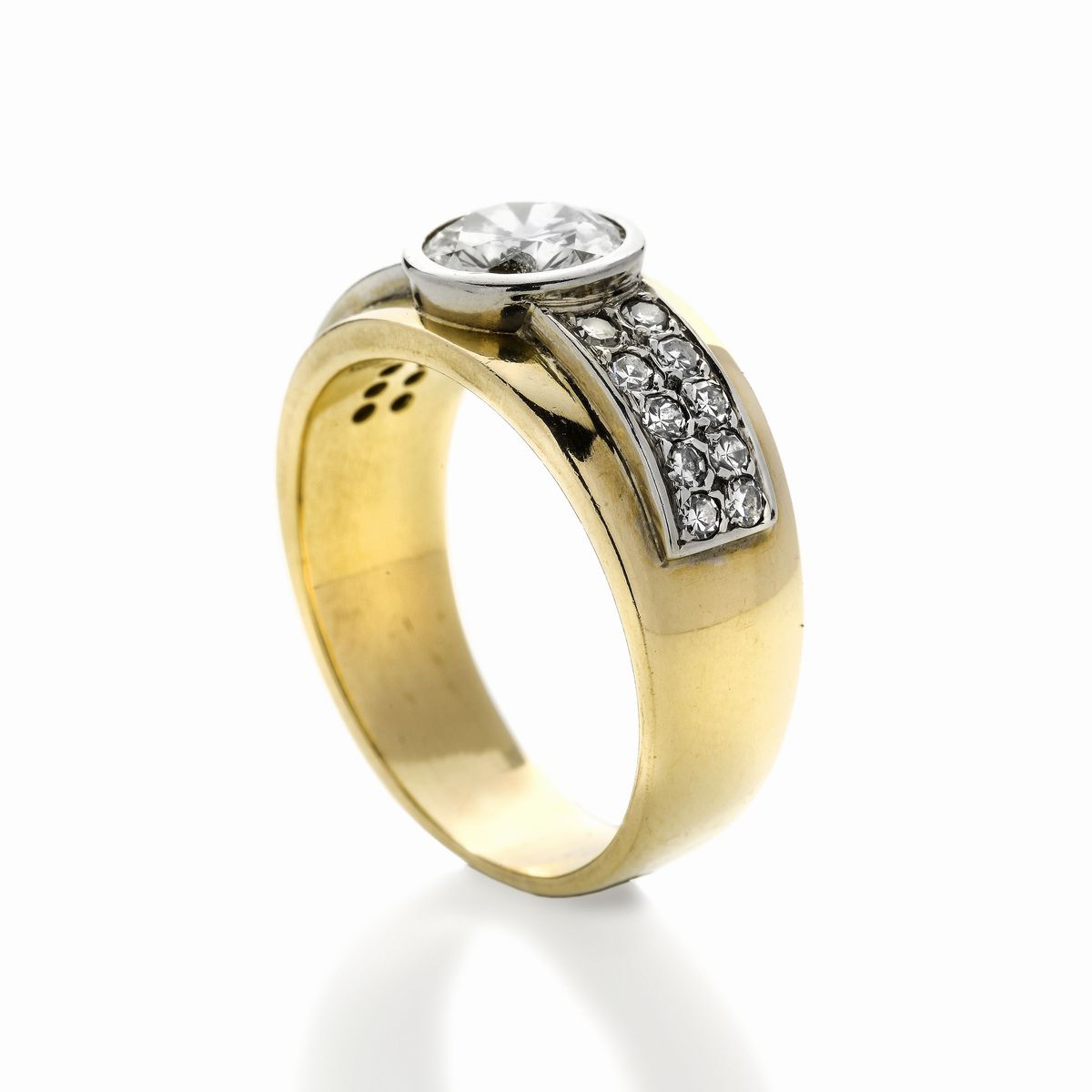 Anello in Oro Giallo e Diamanti
