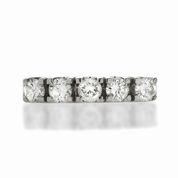 Anello riviere in iri bianco e diamanti