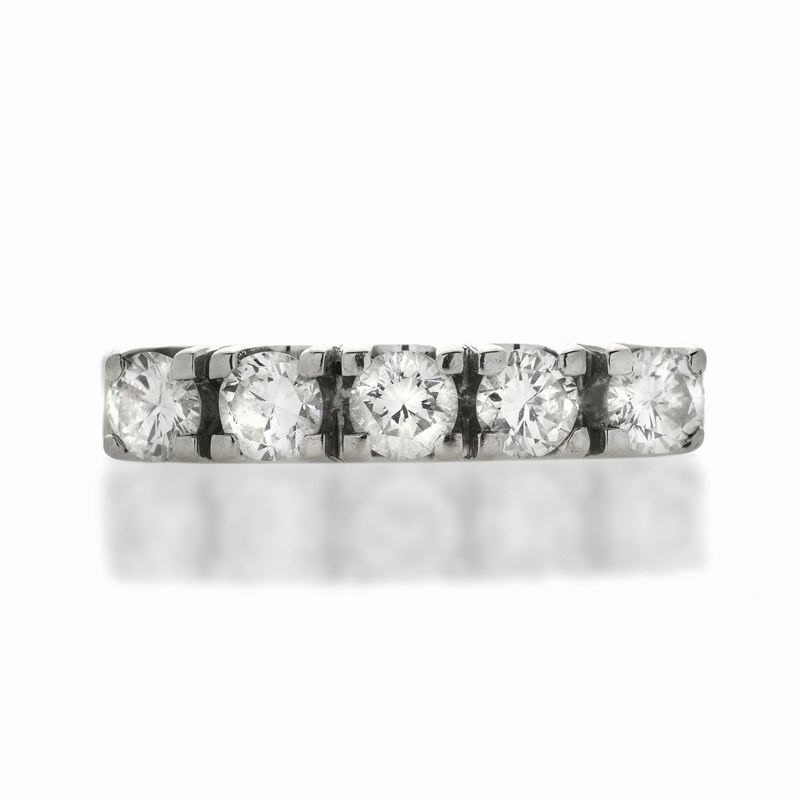 Anello Riviere in Iri Bianco e Diamanti