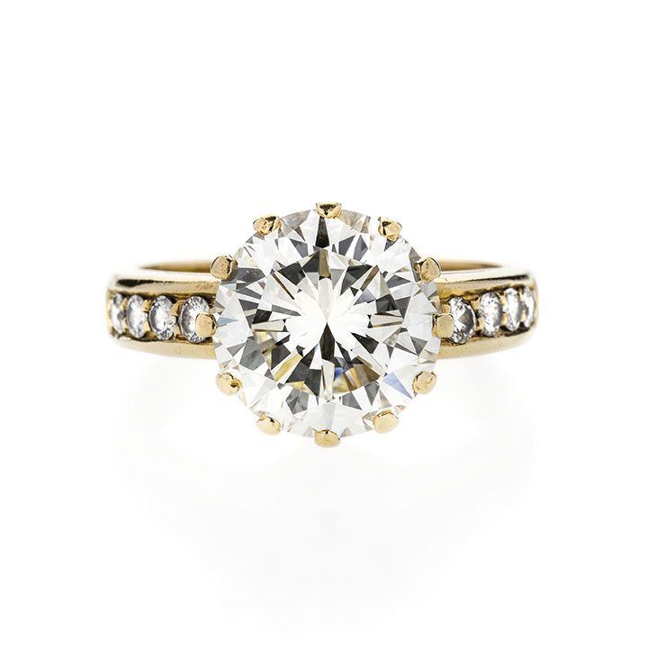 Anello in Oro Giallo e Diamanti