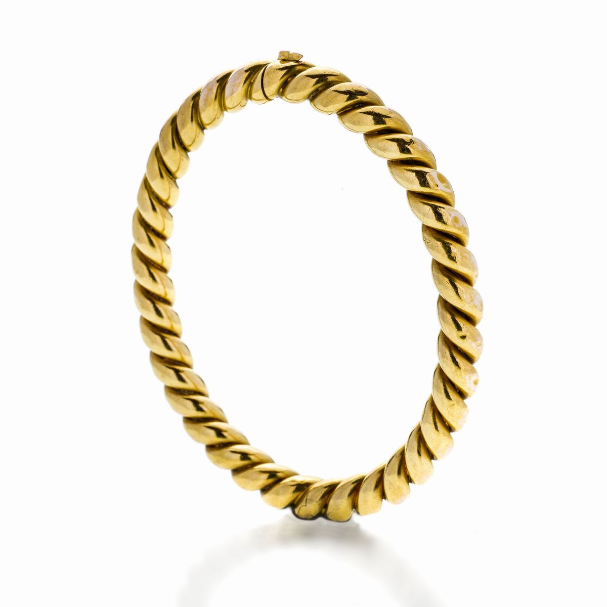 Bracciale Rigido a Torchionne in Oro Giallo