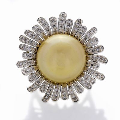 Anello in Oro Giallo, Oro Bianco, Diamanti e Perla Gold