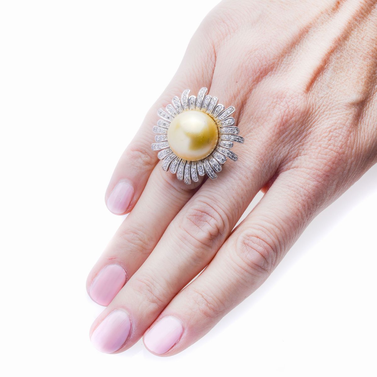 Anello in Oro Giallo, Oro Bianco, Diamanti e Perla Gold