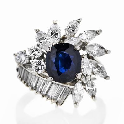 Anello in Oro Bianco, Diamanti e Zaffiro