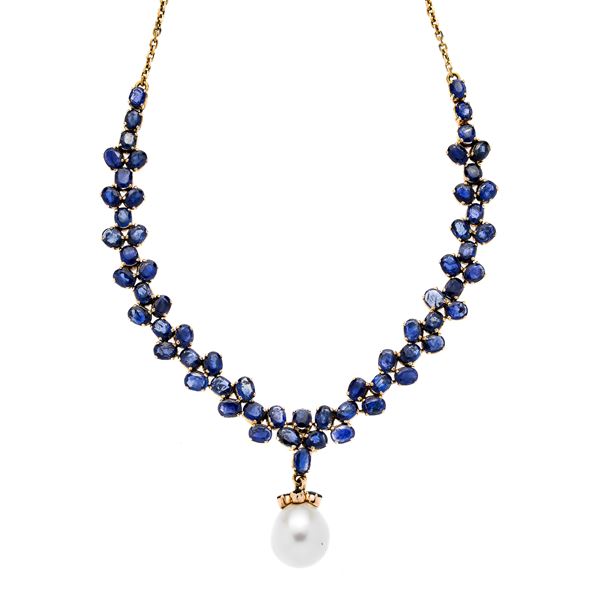 Collier and ring in yellow gold, sapphires and pearl