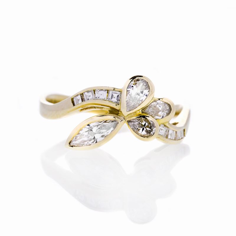 Anello in Oro Giallo e Diamanti
