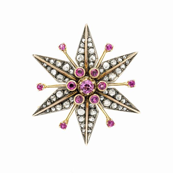 Spilla Stella in oro giallo, argento, diamanti e rubini  - Asta Asta di Gioielli Antichi, Moderni e Orologi - Curio - Casa d'aste in Firenze