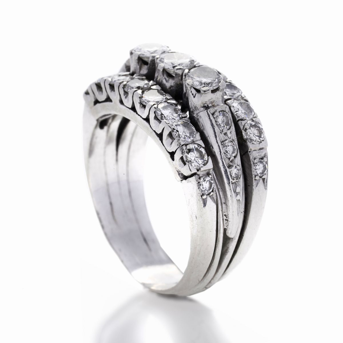 Anello a Fascia in Oro Bianco e Diamanti