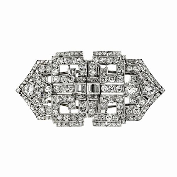 Brooch in white gold and diamonds