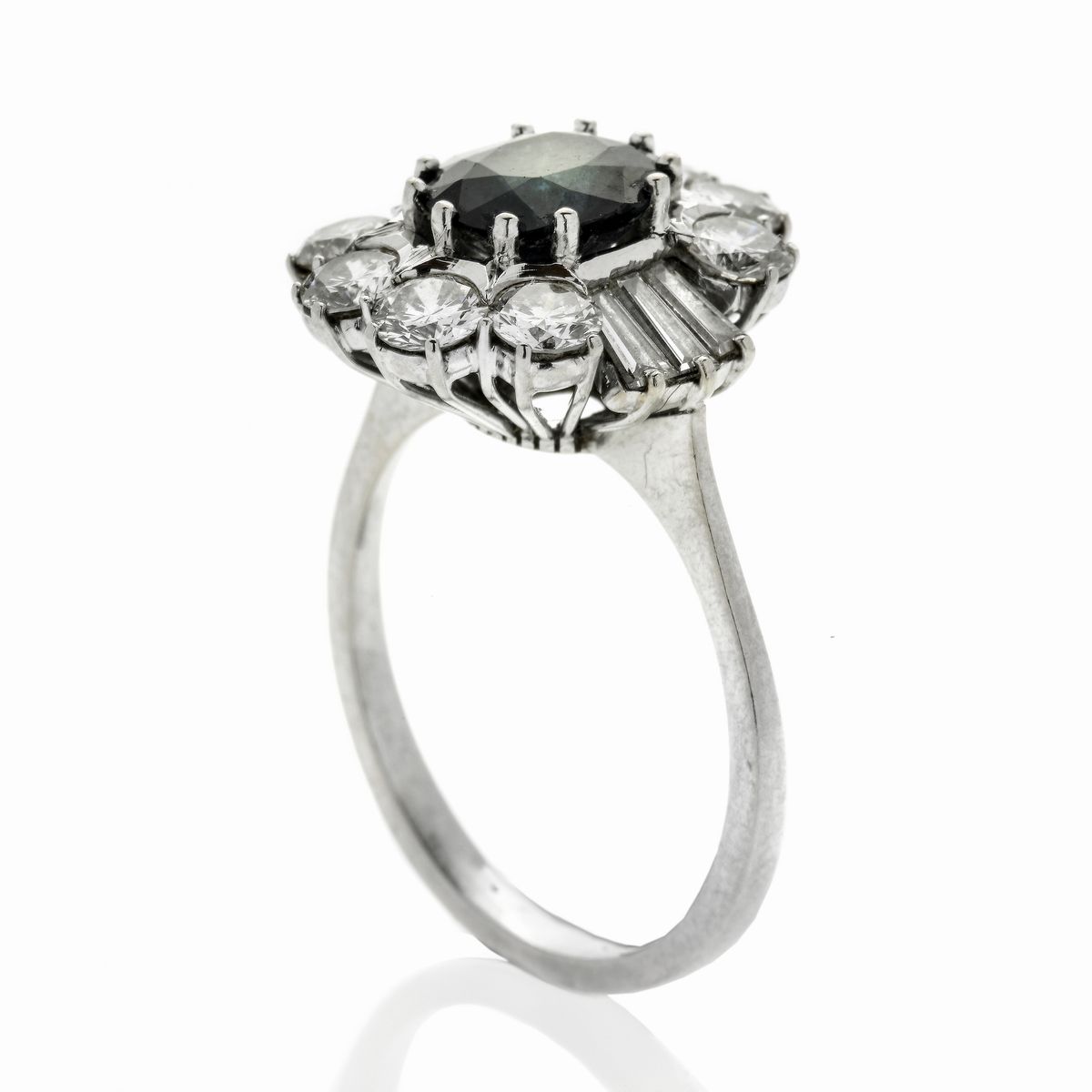 Anello in Oro Bianco, Diamanti e Zaffiro