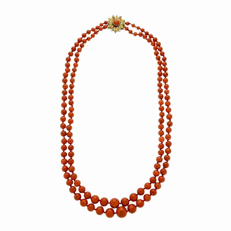 Collana in Corallo Rosso, Oro Giallo e Diamanti