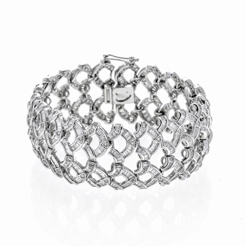 Alto Bracciale a Fascia in Oro Bianco e Diamanti