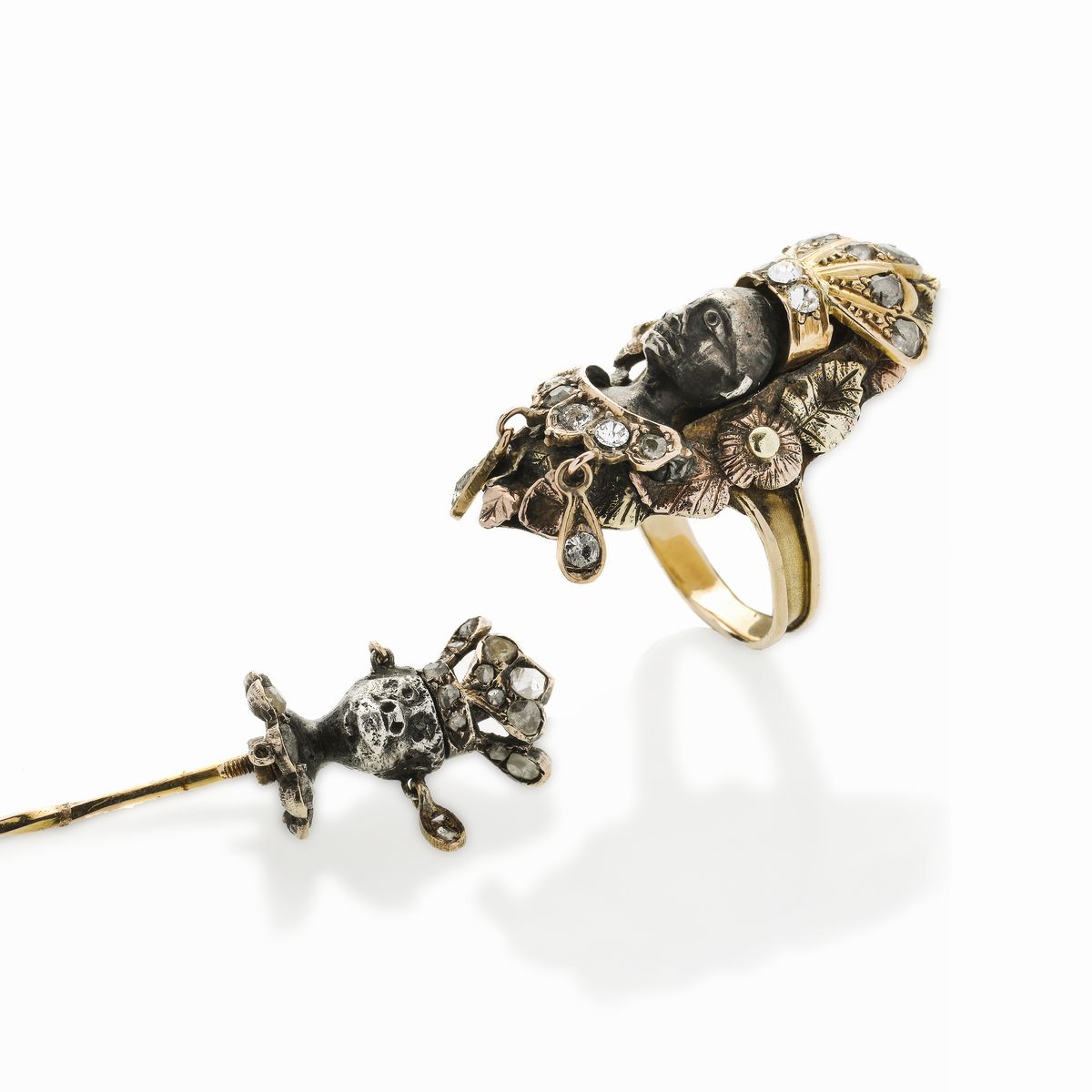 Anello e Fermacravatta in Oro Giallo 14 Kt e Diamanti