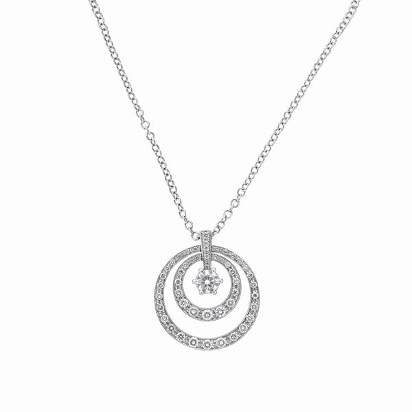 Pendente in oro bianco e diamanti  - Asta Asta di Gioielli  e Orologi -  Gioielli Antichi da una Collezione Veneziana (lotti 1- 91) - Curio - Casa d'aste in Firenze