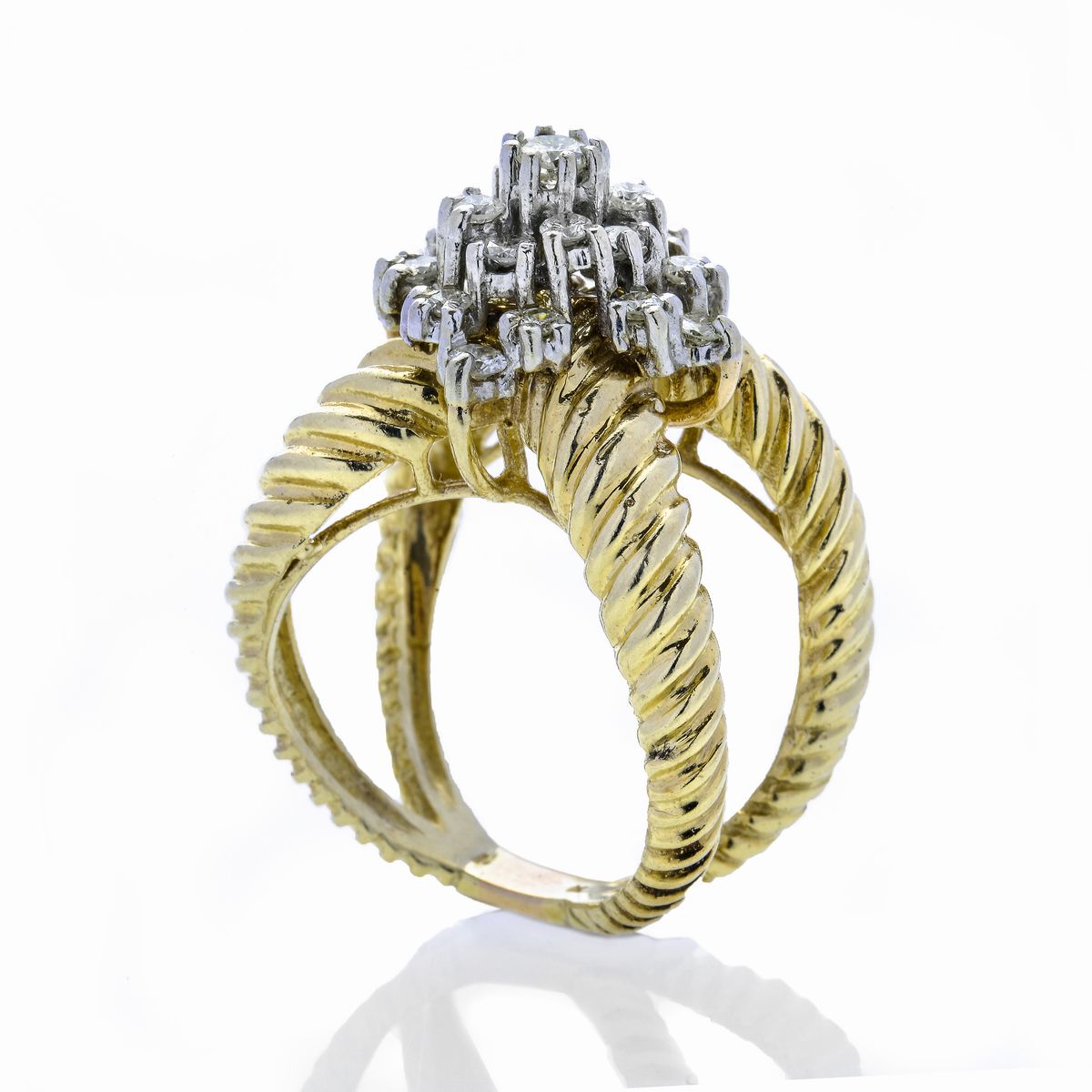 Anello in Oro Giallo, Oro Bianco e Diamanti