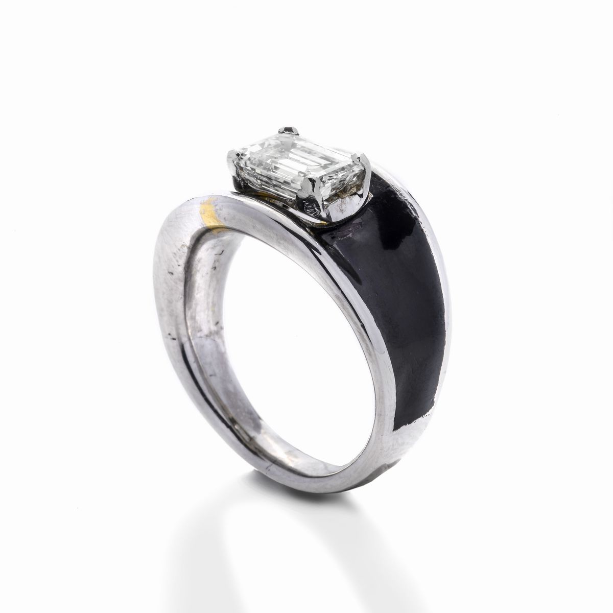 Anello da Mignolo in Oro Bianco, Smalto Nero e Diamante