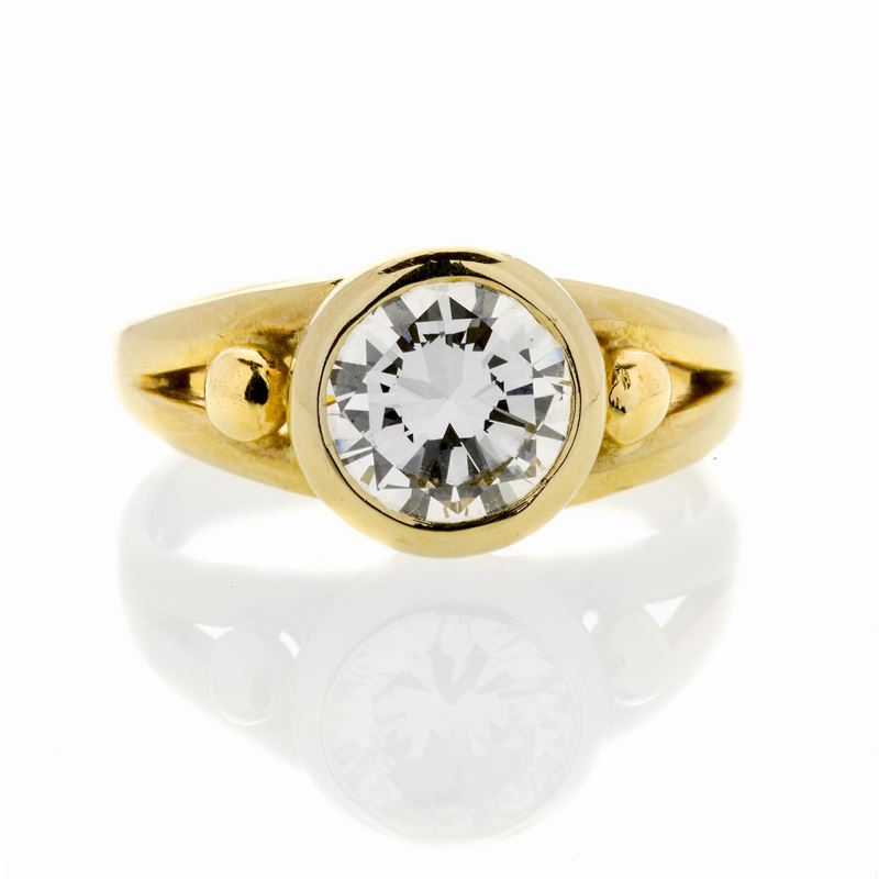Anello Solitario in Oro Giallo e Diamante