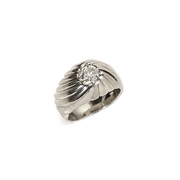 Ring in 18 kt white gold and diamond