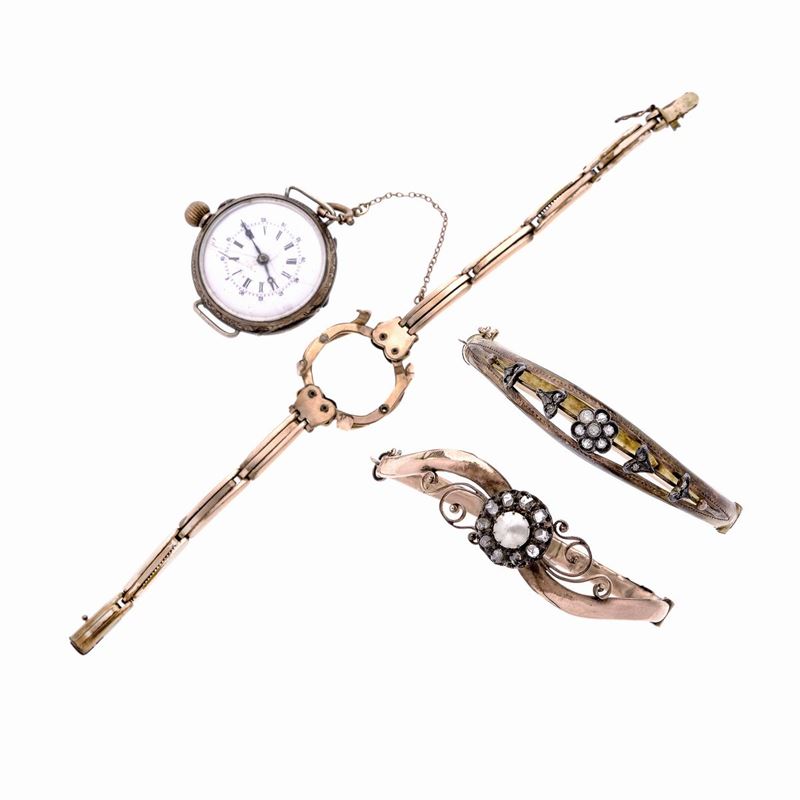 Lotto di Due Bracciali Rigidi in Oro a Basso Titolo, Diamanti e Orologio