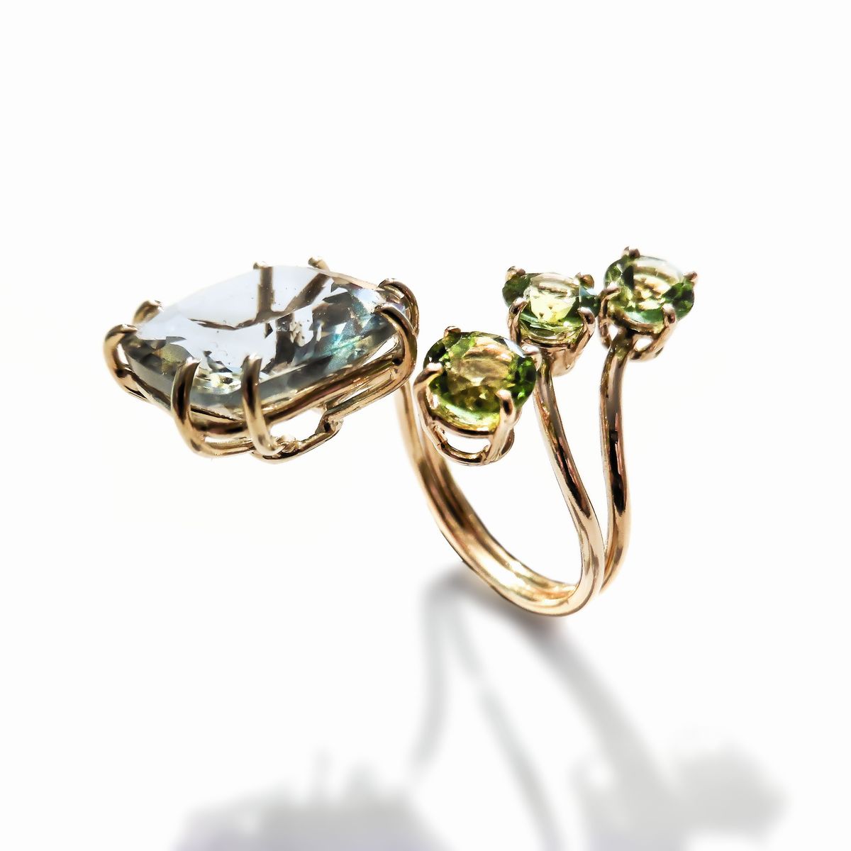 Grande Anello in Oro Giallo e Quarzi Colorati