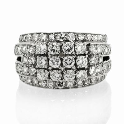 Anello a Fascia in Platino e Diamanti