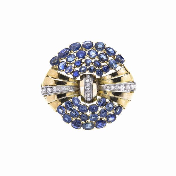 Bow brooch in yellow gold, diamonds and sapphires  - Auction Jewelery and Watch auction - Antique Jewelery from a Venetian Collection (lots 1-91) - Curio - Casa d'aste in Firenze