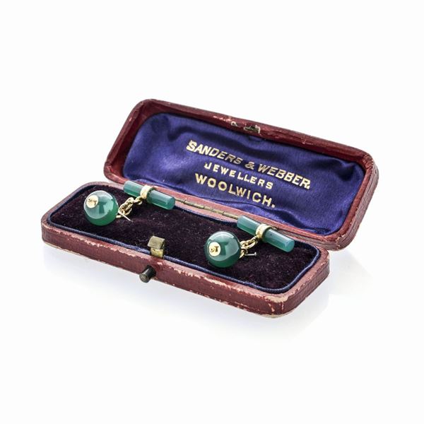 Pair of cufflinks in yellow gold and green agate  - Auction Jewelery and Watch auction - Antique Jewelery from a Venetian Collection (lots 1-91) - Curio - Casa d'aste in Firenze