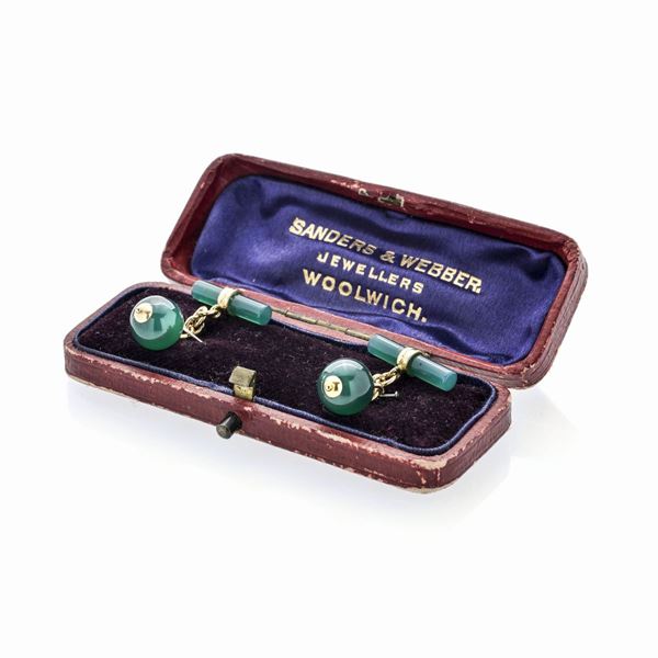 Paio di gemelli in oro giallo e agata verde  - Asta Asta di Gioielli  e Orologi -  Gioielli Antichi da una Collezione Veneziana (lotti 1- 91) - Curio - Casa d'aste in Firenze