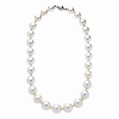 Girocollo in Perle Australine e Oro Bianco