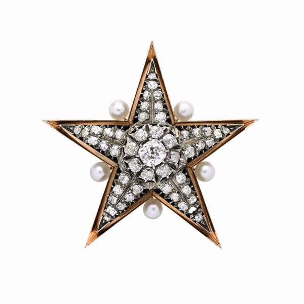Star brooch in yellow gold, silver, pearls and diamonds  - Auction Jewelery and Watch auction - Antique Jewelery from a Venetian Collection (lots 1-91) - Curio - Casa d'aste in Firenze