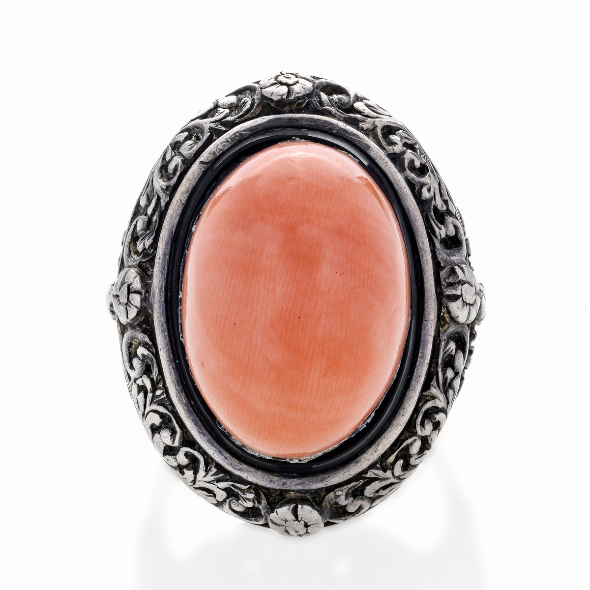 Grande anello in argento, smalto nero e corallo rosa salmone