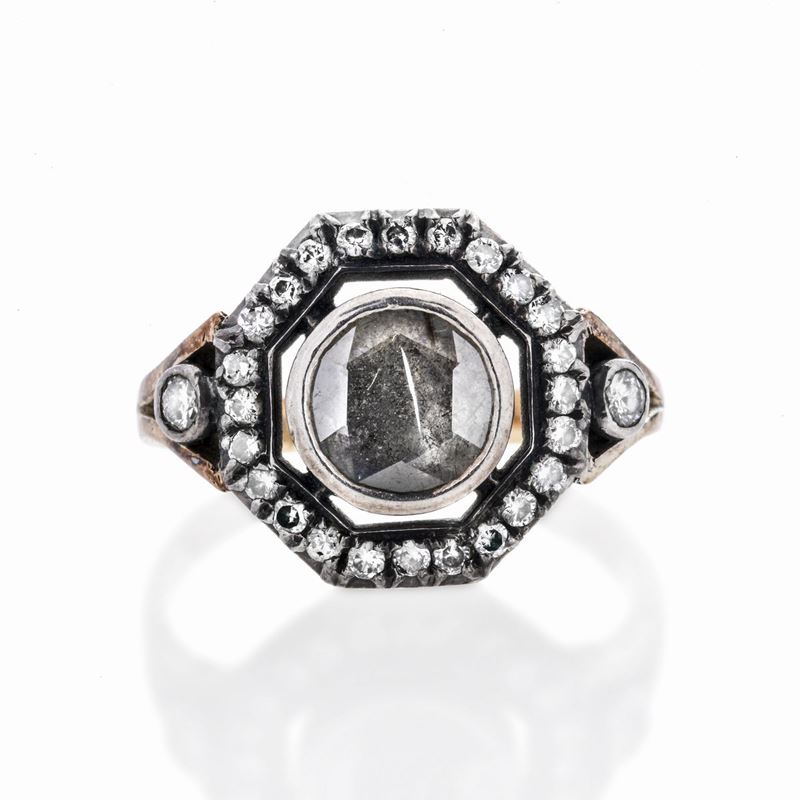 Anello in Oro Giallo, Argento e Diamanti