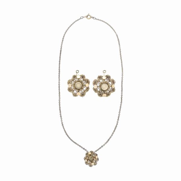 Parure in yellow gold and gold low titer  - Auction Jewelery and Watch auction - Antique Jewelery from a Venetian Collection (lots 1-91) - Curio - Casa d'aste in Firenze