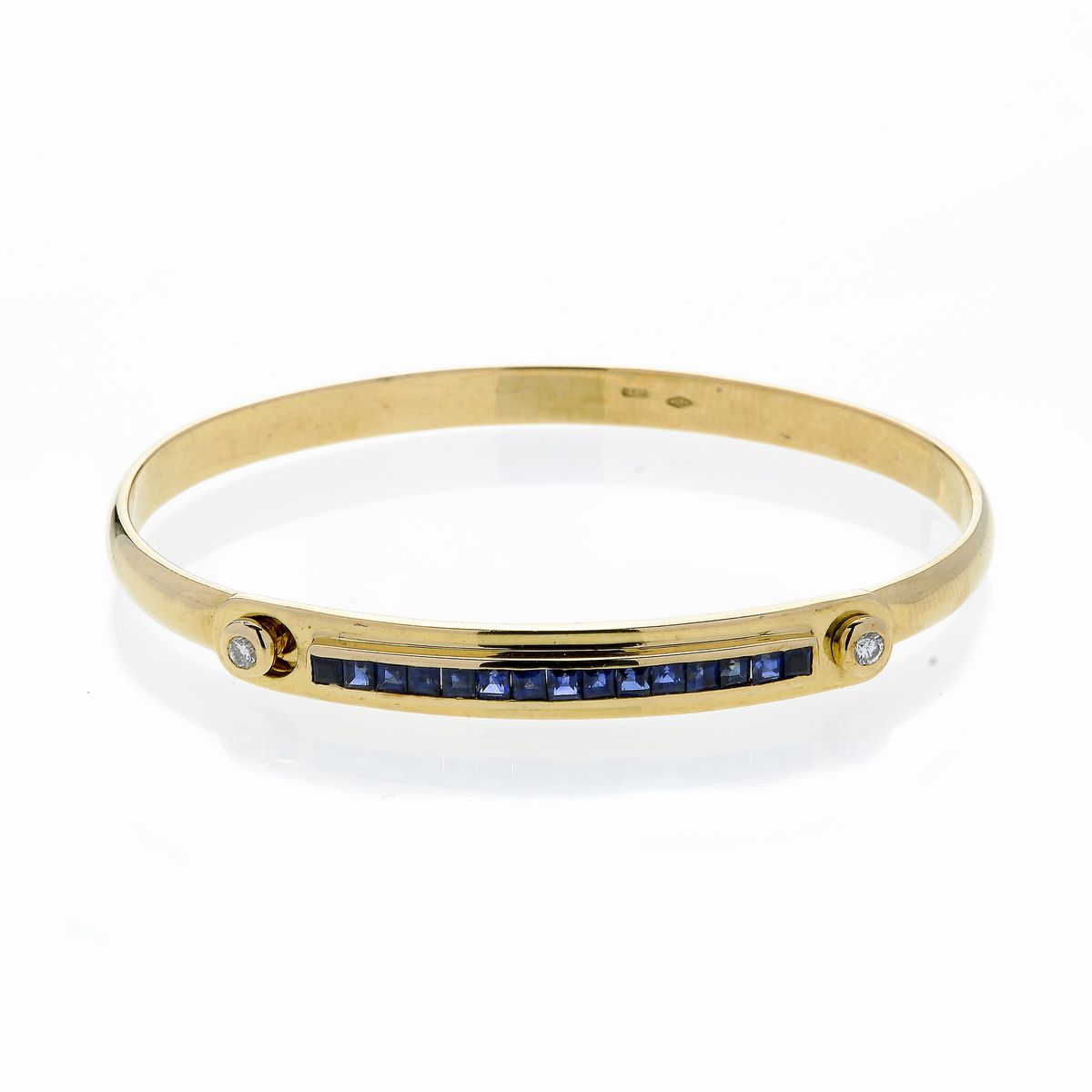 Bracciale Rigido in Oro Giallo, Diamanti e Zaffiri