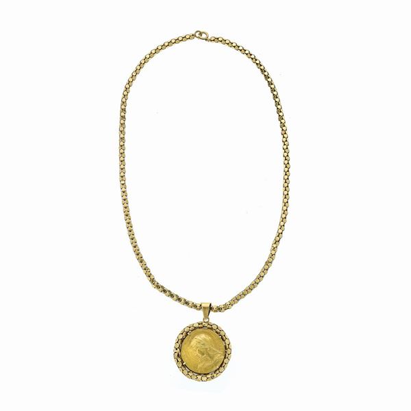 Necklace with coin in yellow gold