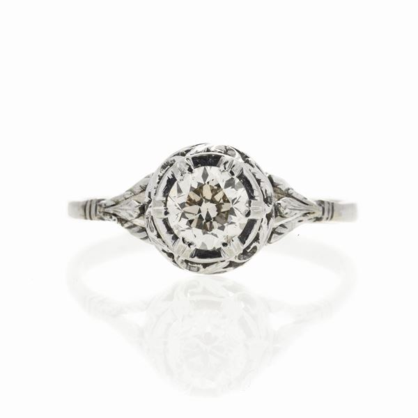 Solitaire ring in white gold and diamond