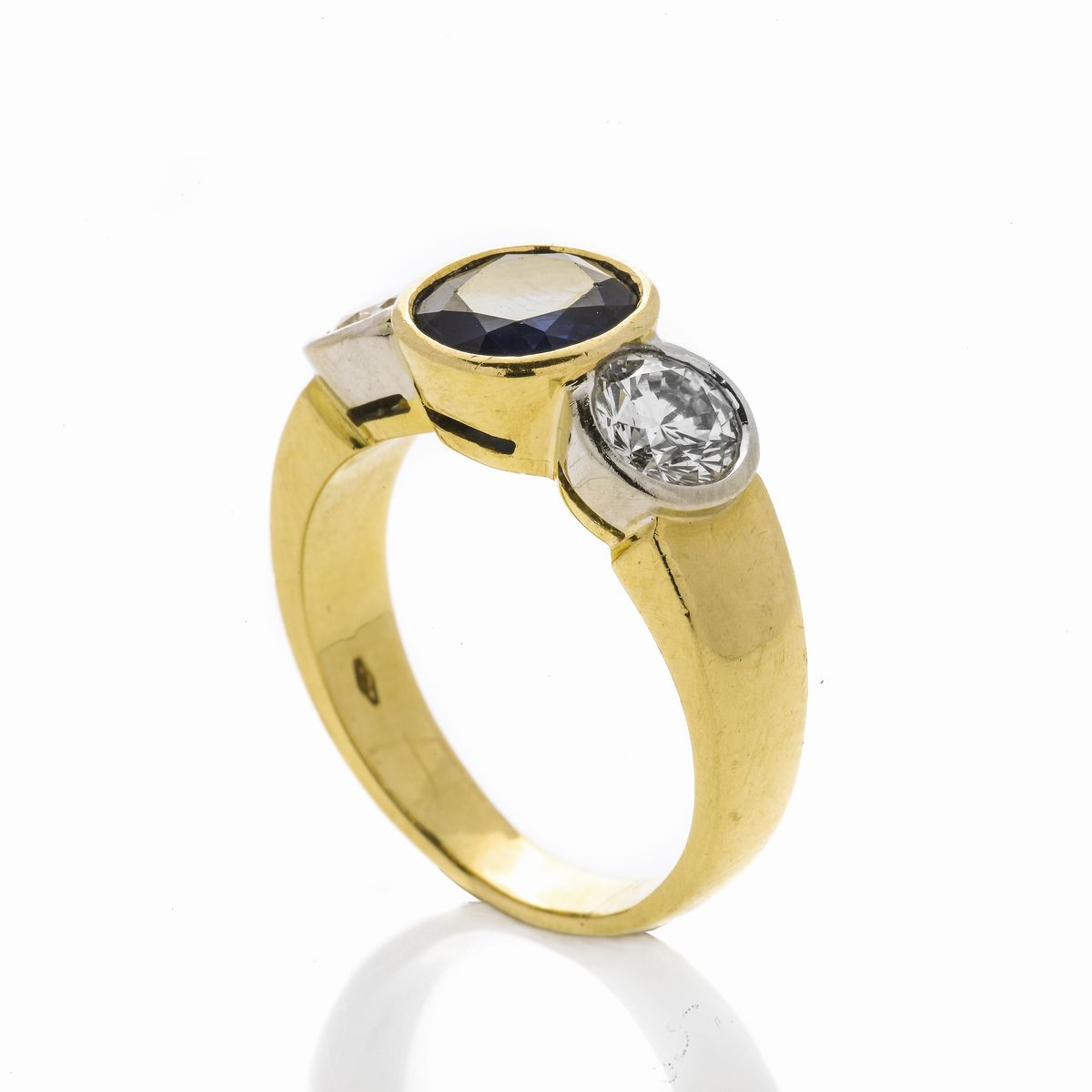 Anello in Oro Giallo, Diamanti e Zaffiro